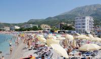 VAL, privatni sme&scaron;taj u mestu Dobre Vode, Crna Gora